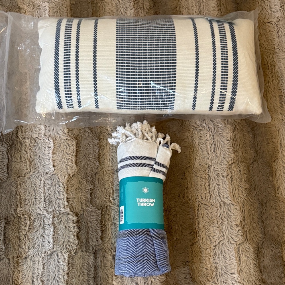 Turkish Throw Blanket & Pillow Set with Blue Stripes - Picture 2 of 5